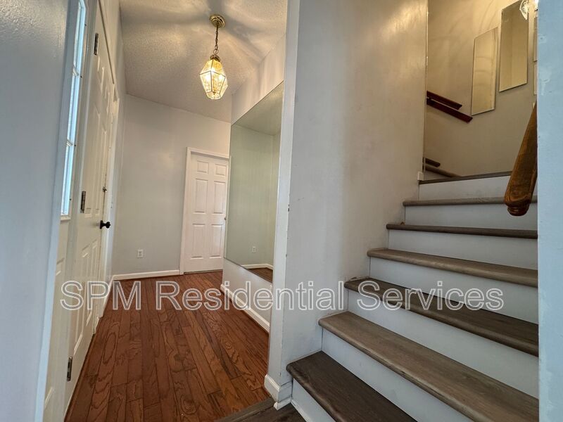 St. George - 4 Bed/2.5 Bath - Two Story Home, Wood Burning Fireplace, Two Car Garage property image