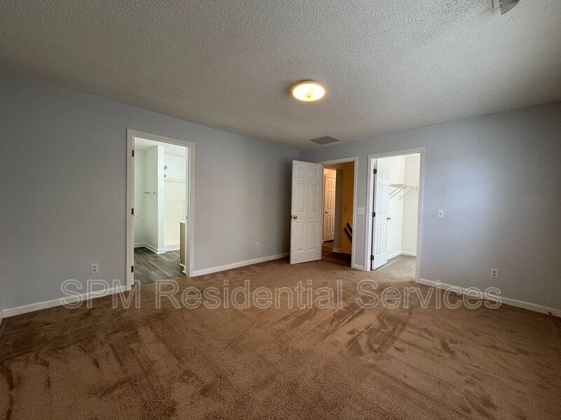 St. George - 4 Bed/2.5 Bath - Two Story Home, Wood Burning Fireplace, Two Car Garage property image