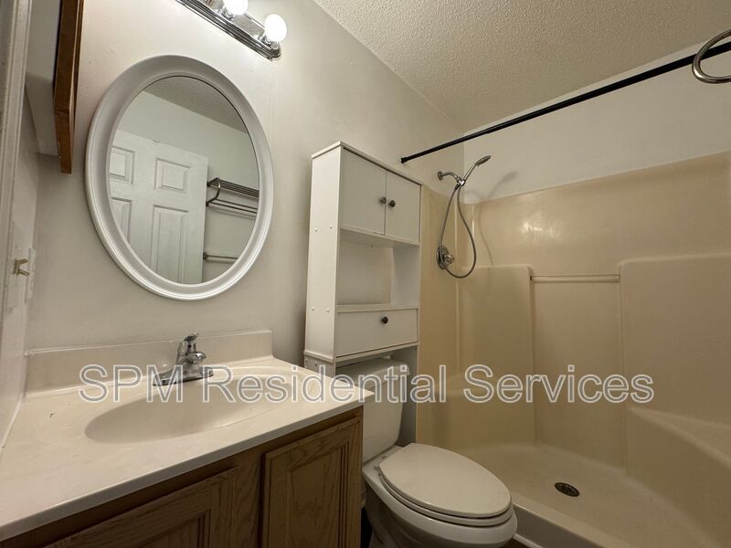 St. George - 4 Bed/2.5 Bath - Two Story Home, Wood Burning Fireplace, Two Car Garage property image