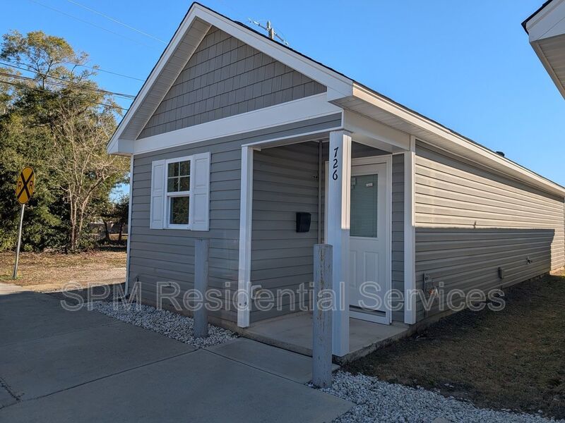 Southside - 1 Bed/1 Bath -  Luxury Vinyl Plank Flooring, Open Concept, Near Downtown property image