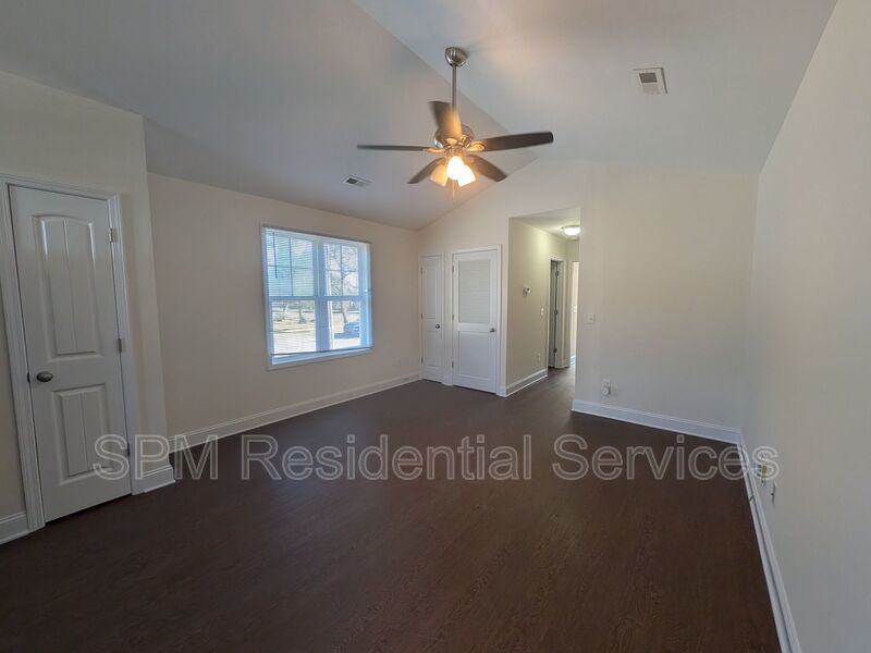 Southside - 1 Bed/1 Bath -  Luxury Vinyl Plank Flooring, Open Concept, Near Downtown property image