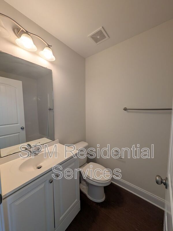 Southside - 1 Bed/1 Bath -  Luxury Vinyl Plank Flooring, Open Concept, Near Downtown property image
