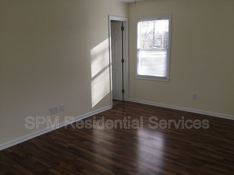 Renovated 2 Bedroom Duplex for Rent - Pet Friendly property image