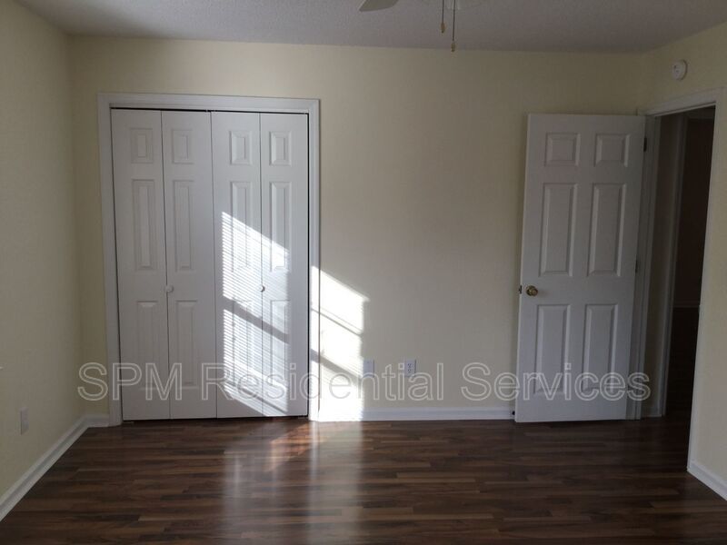 Renovated 2 Bedroom Duplex for Rent - Pet Friendly property image
