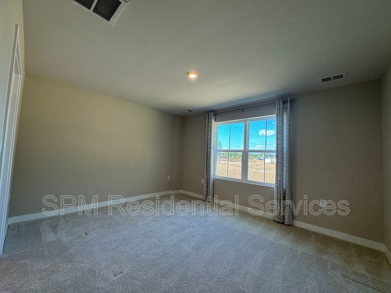 NO APPLICATION FEE, Two Story Townhome, Community Amenities property image