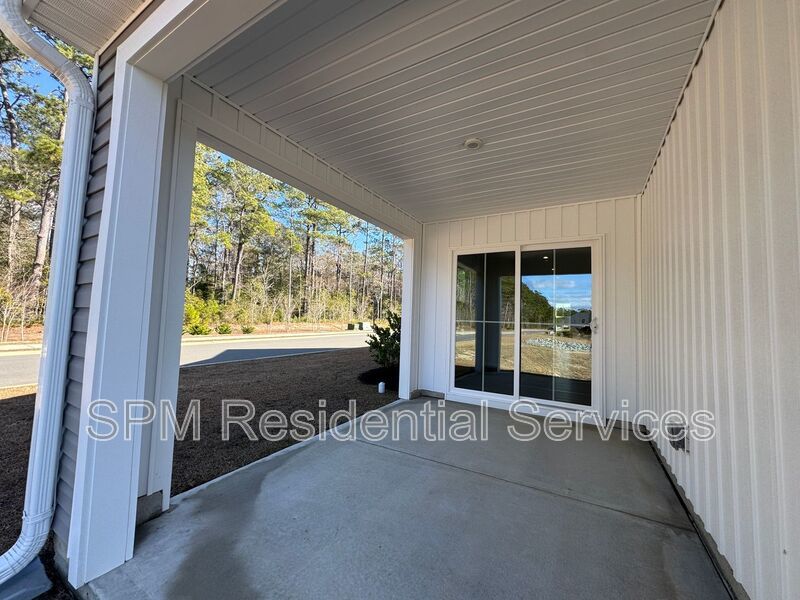 NO APPLICATION FEE, Two Story Townhome, Community Amenities property image