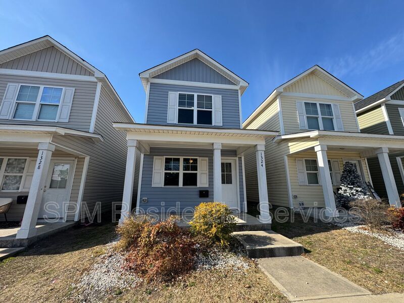 Southside Downtown Wilmington - Two Story Home, Open Concept, Luxury Vinyl Plank Flooring property image