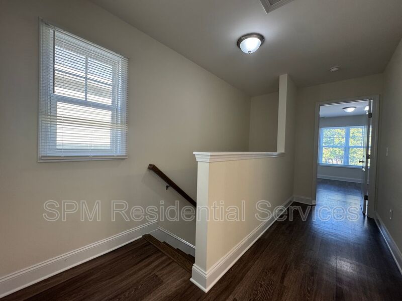 Southside Downtown Wilmington - Two Story Home, Open Concept, Luxury Vinyl Plank Flooring property image