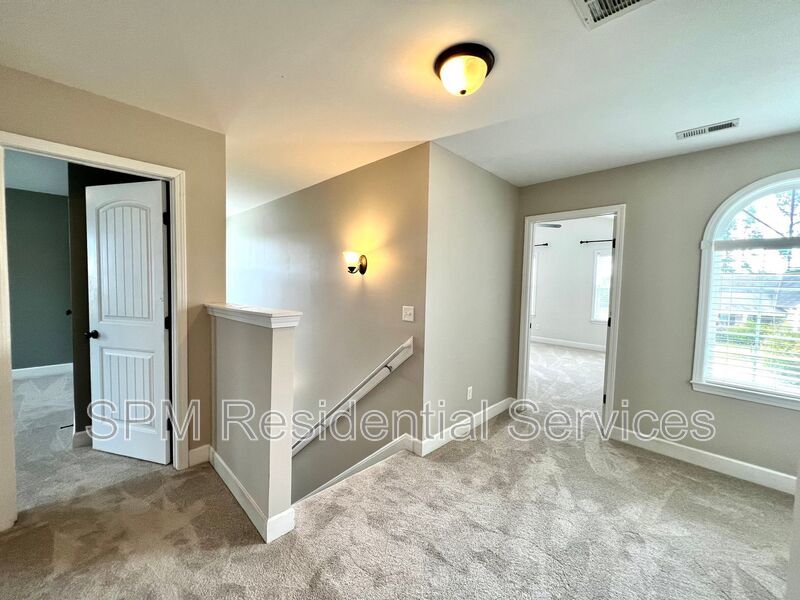 4 Bedroom/ 2.5 Bathrooms in Beautiful neighborhood in Rocky Point property image