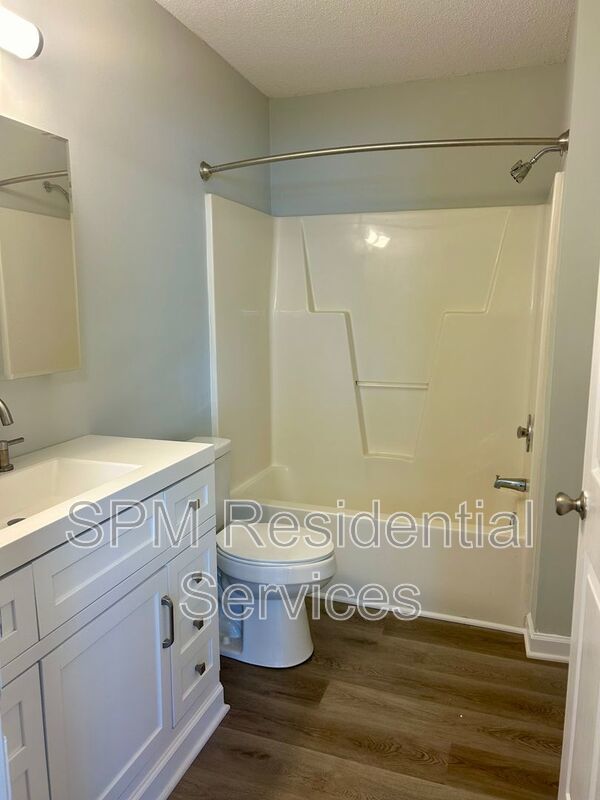 Studio, 1st Floor, Downtown, Walking Distance to Riverwalk and CFCC property image