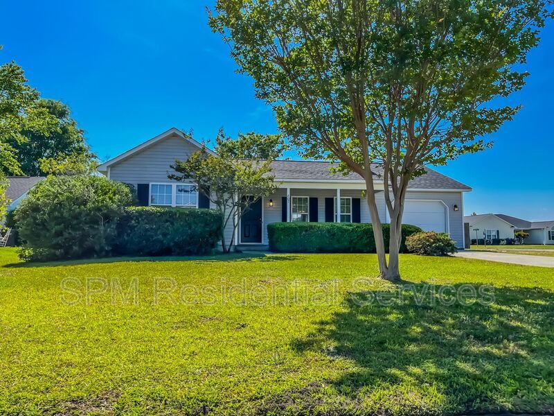 3 Bedroom in Beautiful neighborhood in Newbury Woods property image