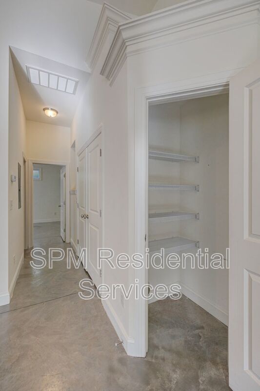 *FIRST FULL MONTH RENT FREE* (1 Bed 1 Bath Single Story Duplex Patio Home) property image