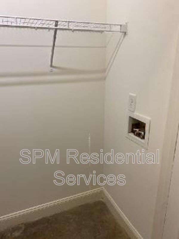 *FIRST FULL MONTH RENT FREE* (1 Bed 1 Bath Single Story Duplex Patio Home) property image