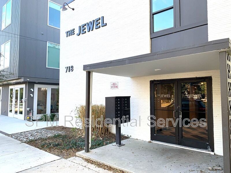 2nd Floor, Studio, Downtown property image