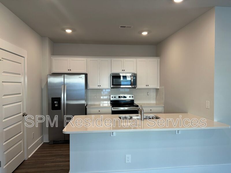 BRAND NEW 4 Bedroom home for rent in Leland, First Month FREE RENT! property image
