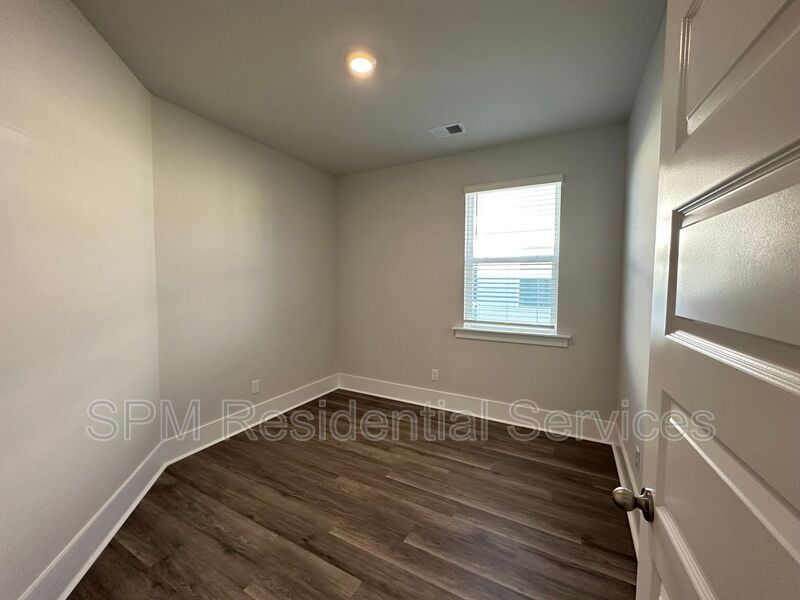 BRAND NEW 4 Bedroom home for rent in Leland, First Month FREE RENT! property image