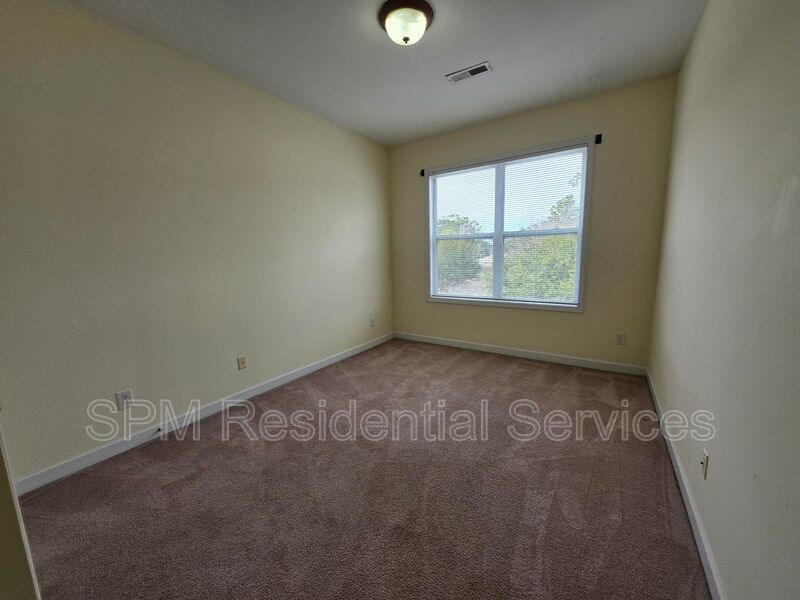 Top-Floor, Wraparound Deck, Pool, Near Airport property image