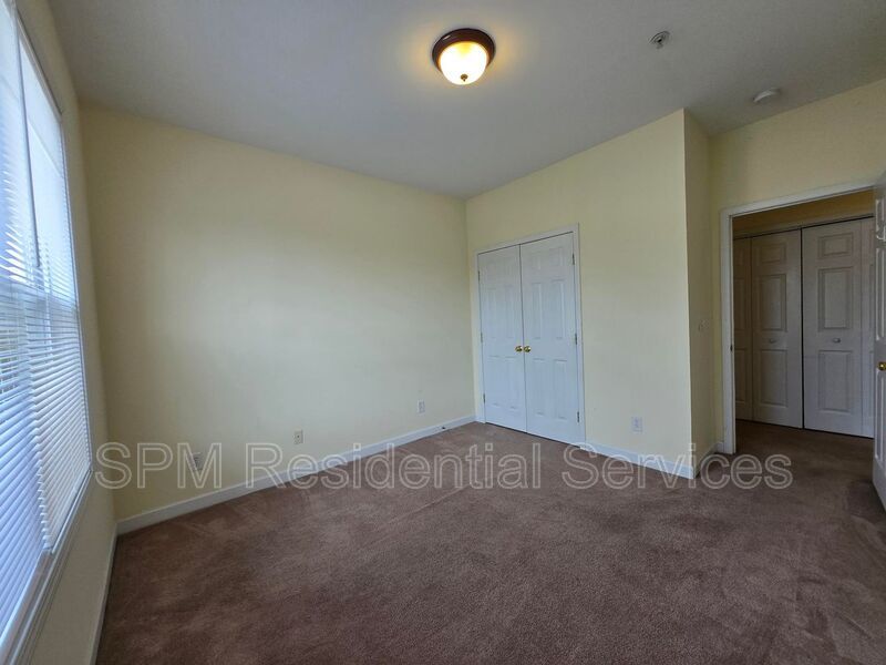 Top-Floor, Wraparound Deck, Pool, Near Airport property image