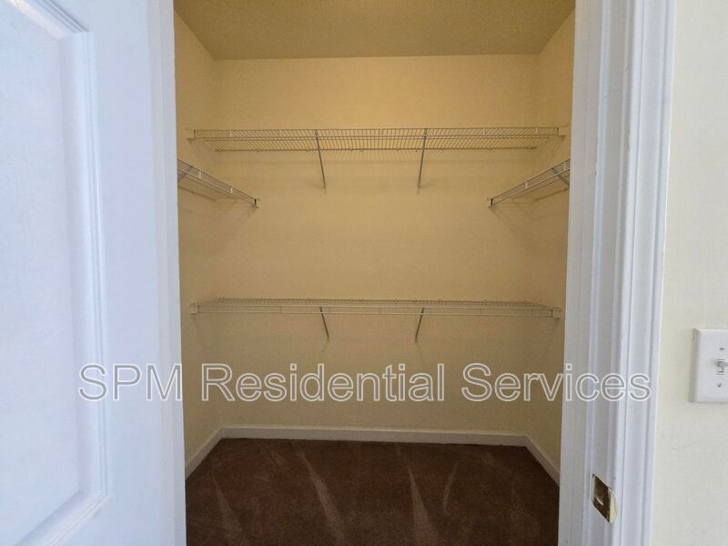 Top-Floor, Wraparound Deck, Pool, Near Airport property image