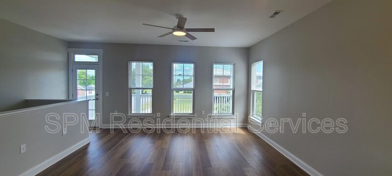 Near Historic Downtown, Charleston-style duplex property image