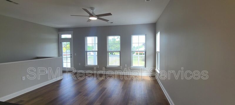 Near Historic Downtown, Charleston-style duplex property image