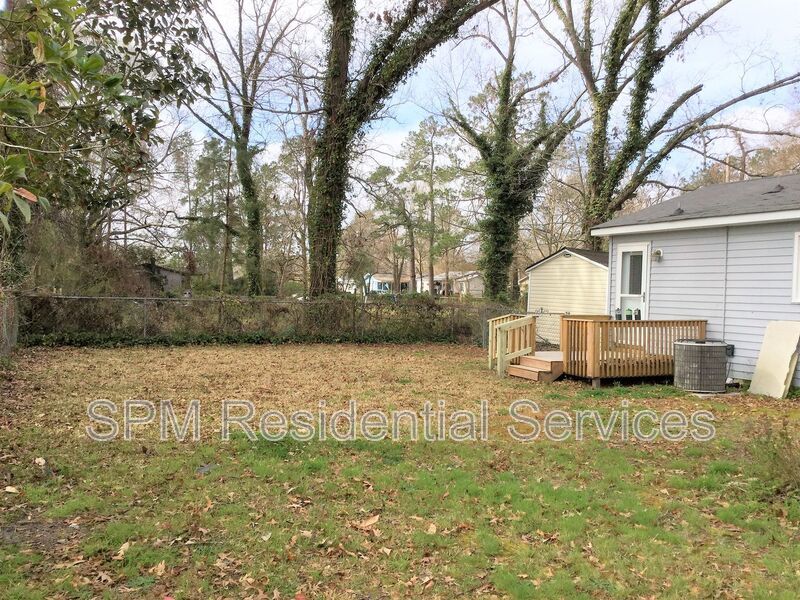 No HOA, Fenced Backyard property image