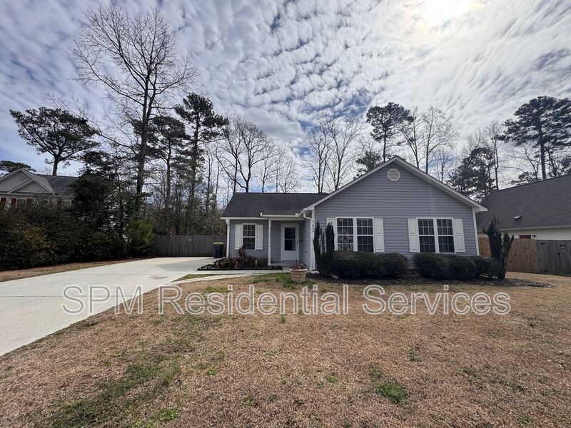 Stoney Creek Plantation -Screened In Back Patio, Large Fully Fenced Backyard, Washer & Dryer Included property image
