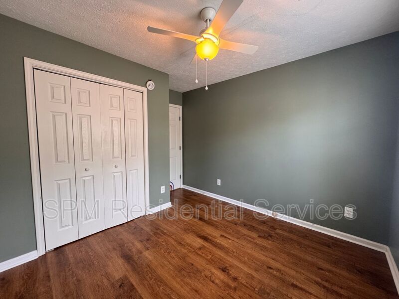 Stoney Creek Plantation -Screened In Back Patio, Large Fully Fenced Backyard, Washer & Dryer Included property image