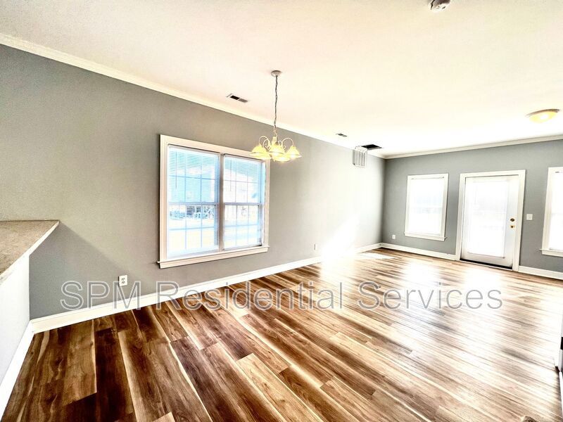 3 Bedroom 2 1/2 Bath Townhome in Hampstead property image