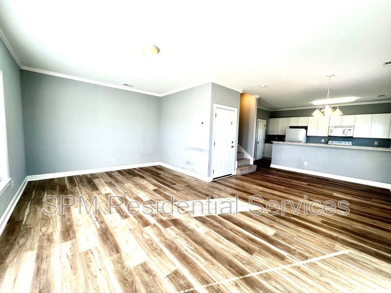 3 Bedroom 2 1/2 Bath Townhome in Hampstead property image