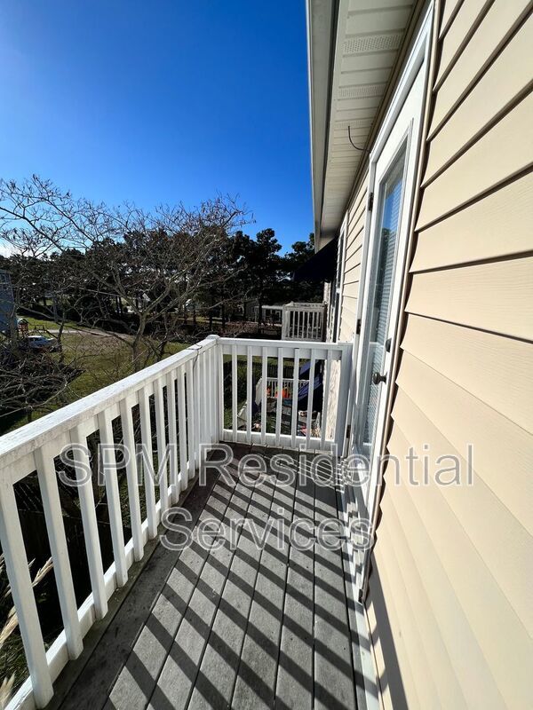 3 Bedroom 2 1/2 Bath Townhome in Hampstead property image