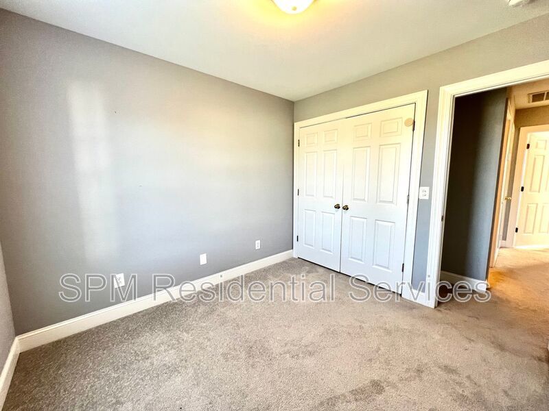 3 Bedroom 2 1/2 Bath Townhome in Hampstead property image