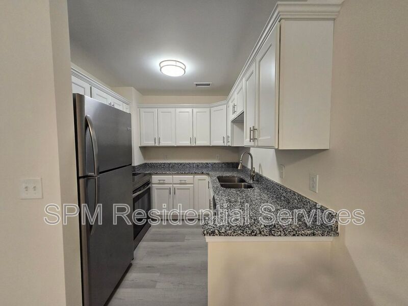 2 BR/1BA First Floor Unit With Water/Sewer/Pest Control/Lawncare Included. property image
