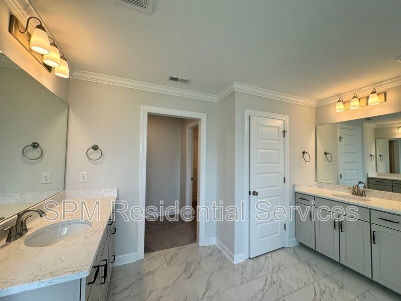 426 Sugar Cove Run property image