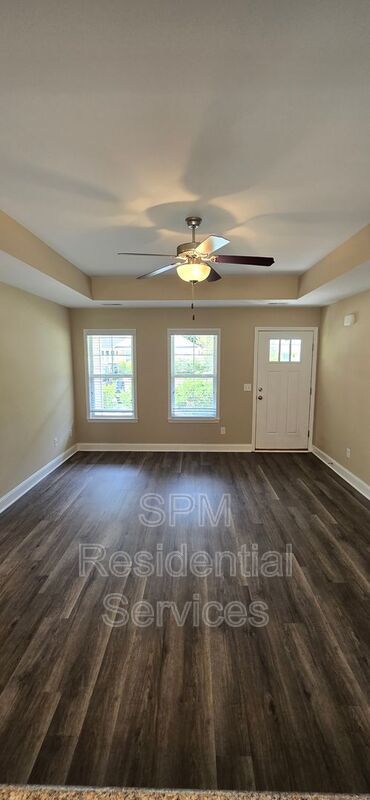 Fenced in backyard, LVP throughout, Covered front porch property image