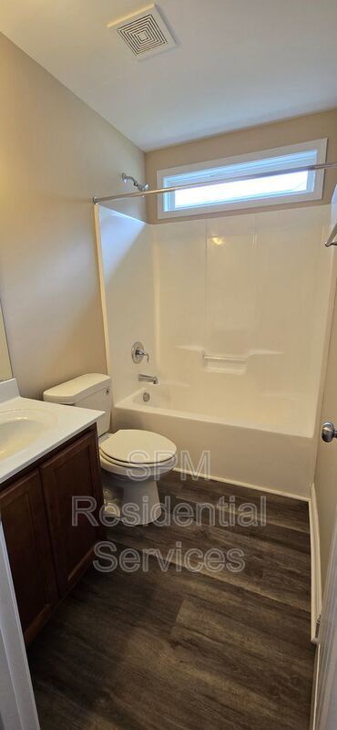 Fenced in backyard, LVP throughout, Covered front porch property image