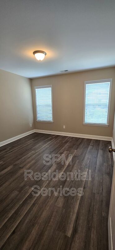 Fenced in backyard, LVP throughout, Covered front porch property image