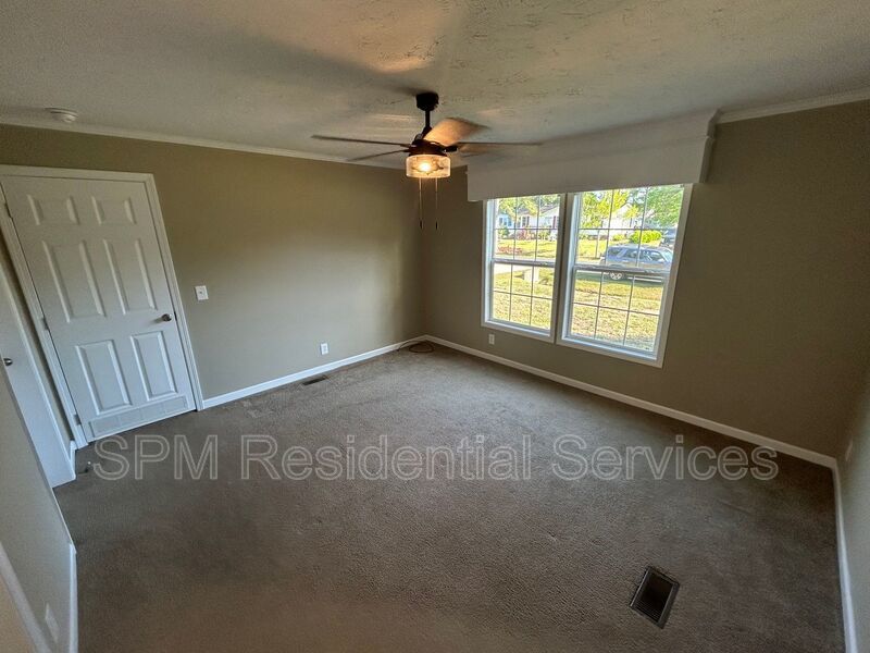 Large fenced backyard, Community Pool, and Kitchen Island property image