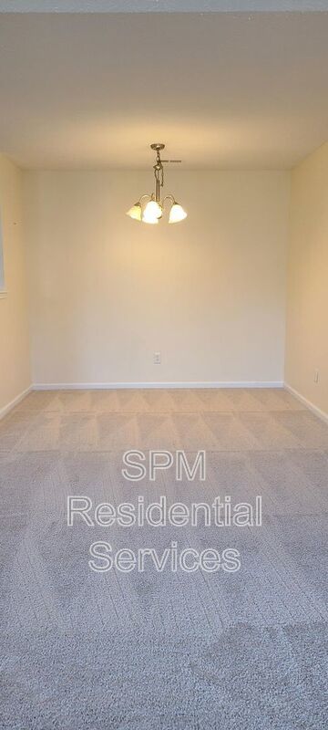 Fenced in backyard, Trash included, large primary bedroom. property image