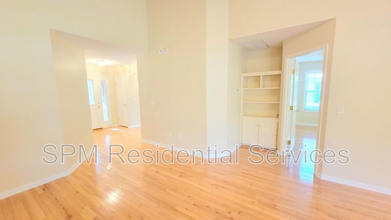 1309 Stonehaven Ct property image