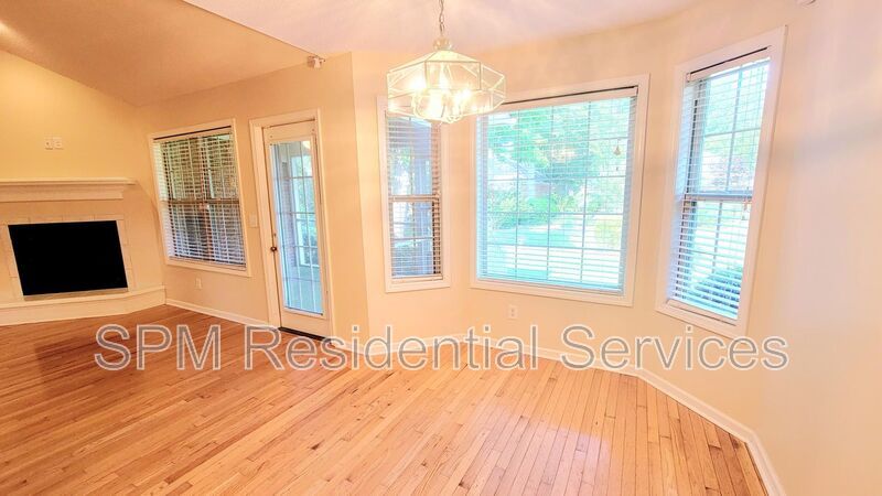 1309 Stonehaven Ct property image