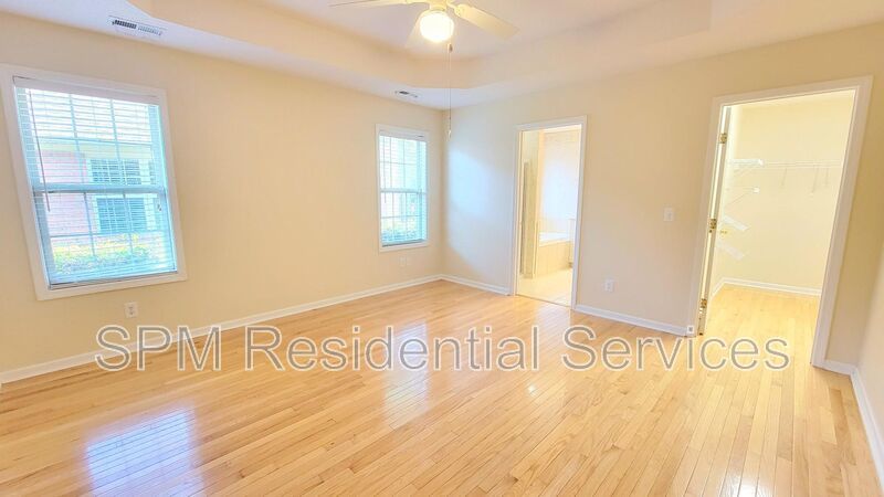 1309 Stonehaven Ct property image