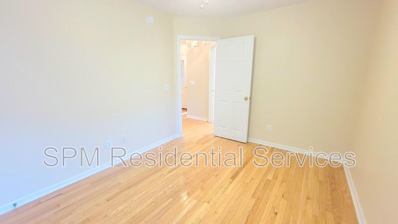 1309 Stonehaven Ct property image