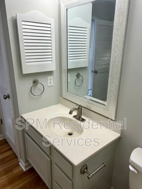 3rd Floor, Next to CFCC, Walk to Riverwalk, Downtown property image