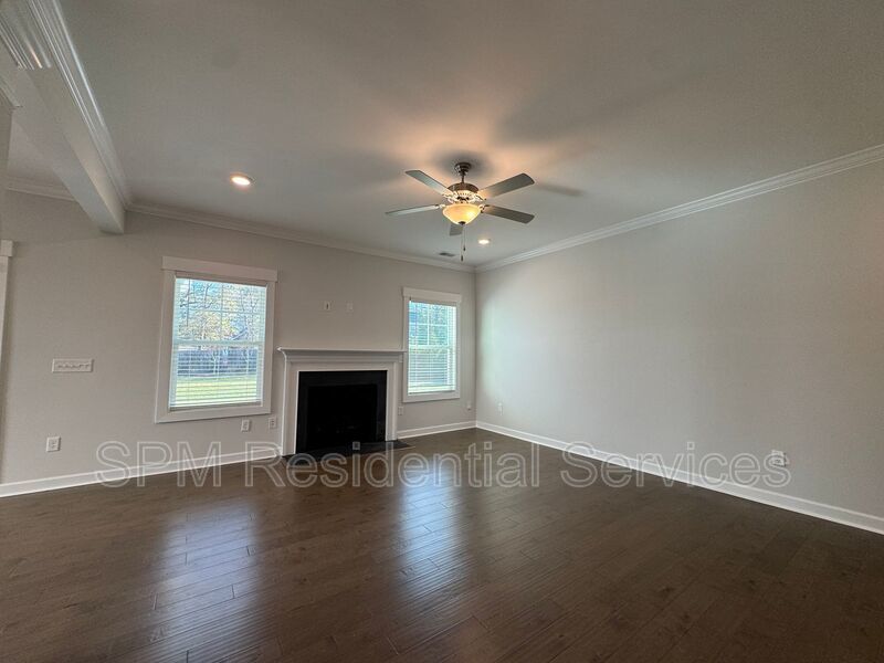 Scotts Hill Village - Two Story Home, Fully Fenced Backyard, Two Car Garage property image