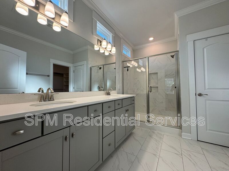 Scotts Hill Village - Two Story Home, Fully Fenced Backyard, Two Car Garage property image