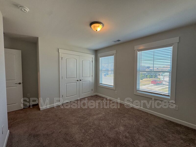 Scotts Hill Village - Two Story Home, Fully Fenced Backyard, Two Car Garage property image