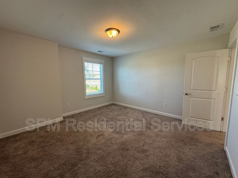 Scotts Hill Village - Two Story Home, Fully Fenced Backyard, Two Car Garage property image