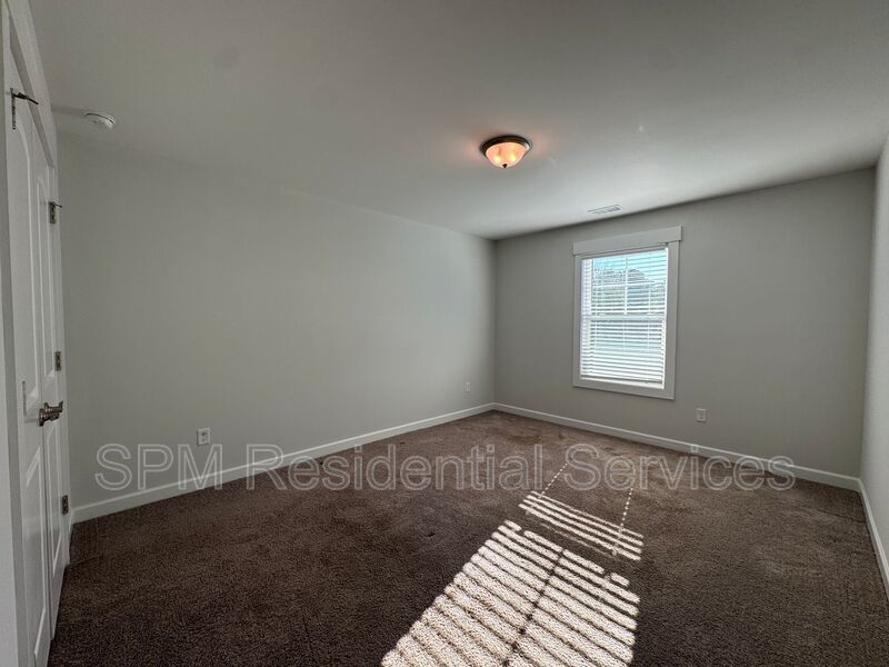 Scotts Hill Village - Two Story Home, Fully Fenced Backyard, Two Car Garage property image