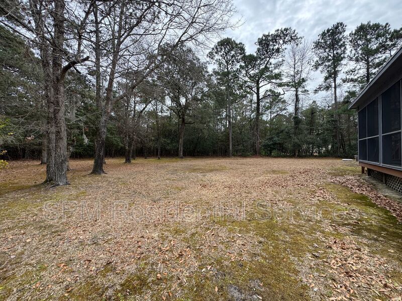 Porters Neck - Large Yard, Two Car Garage, New Luxury Vinyl Plank Flooring property image